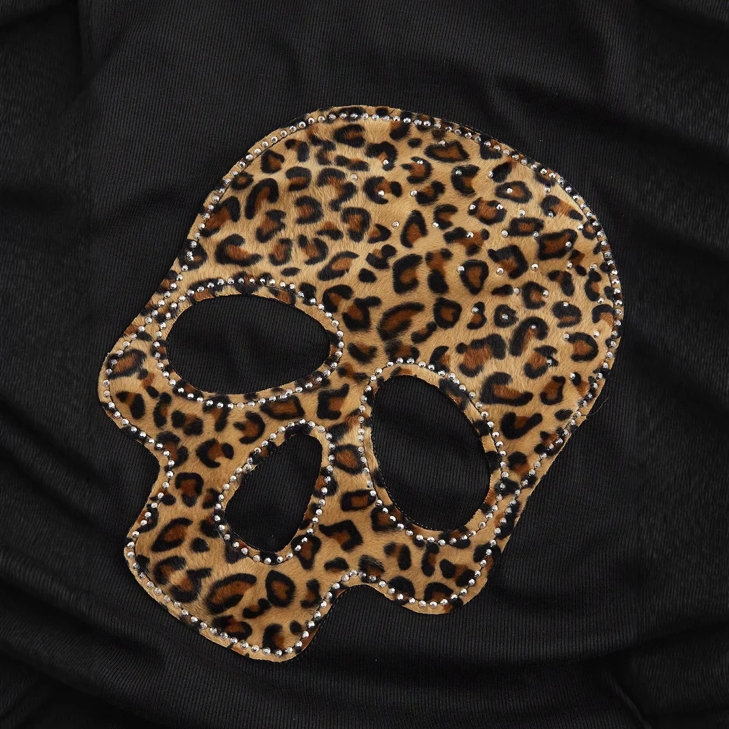 Damen Asymmetrisches Oberteil mit animalischem Design und Strassbesatz WOLFF - Image 3