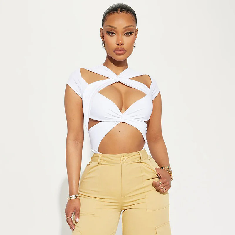 Damen bodenständiges Crop-Top mit kreativem Wickeldesign und figurschmeichelnden Cut-Outs WOLFF - Image 6