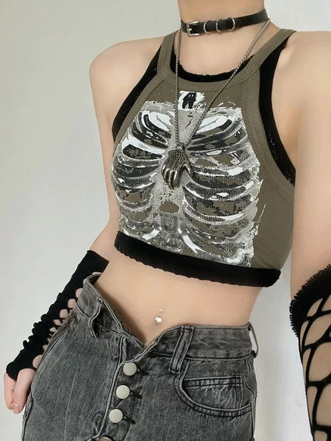 Damen Crop-Top mit künstlerischem Skelett-Print und modernem Schnitt WOLFF - Image 6