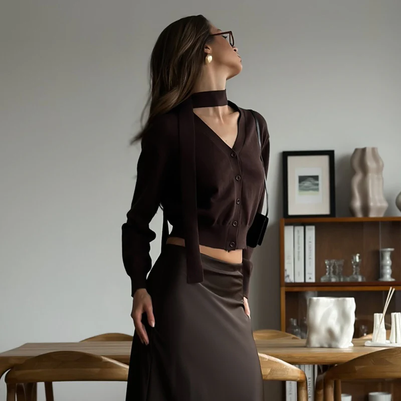 Damen eleganter Cropped Cardigan mit modischem Bindegürtel WOLFF - Image 3