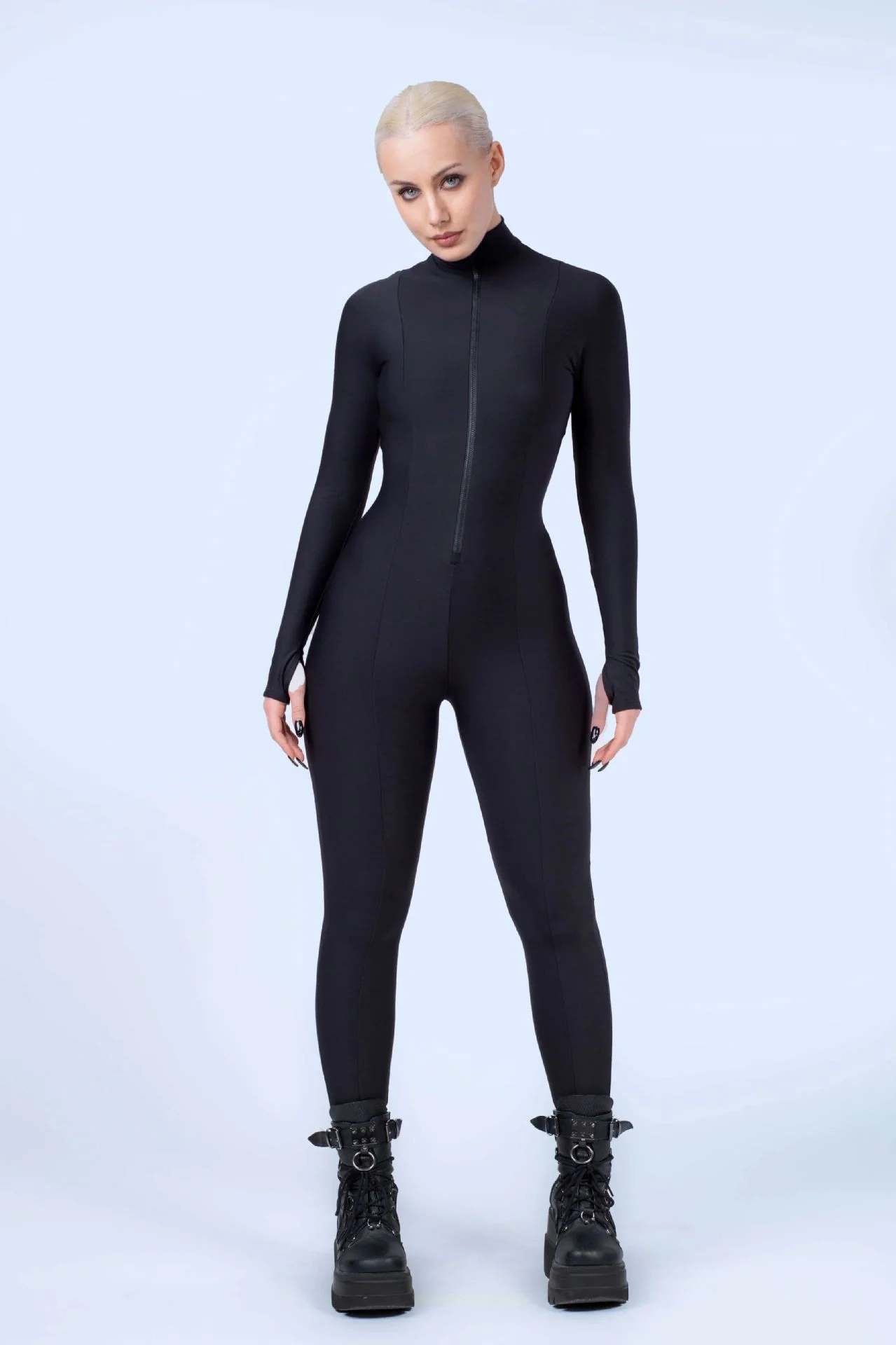 Damen eleganter Langarm-Jumpsuit mit Stehkragen und Reißverschluss WOLFF - Image 6