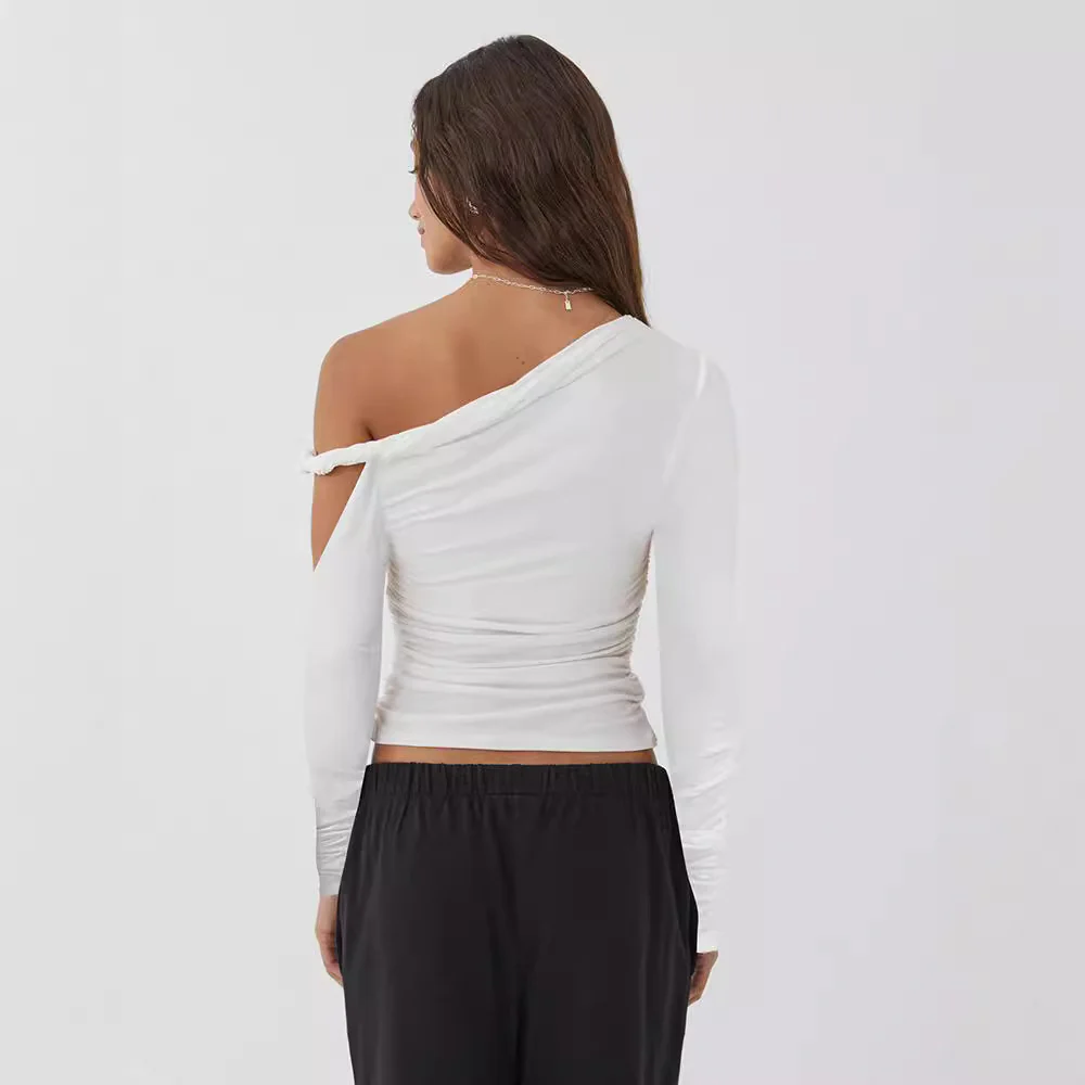 Damen elegantes Langarm-Oberteil mit asymmetrischem Ausschnitt und Raffung WOLFF - Image 4