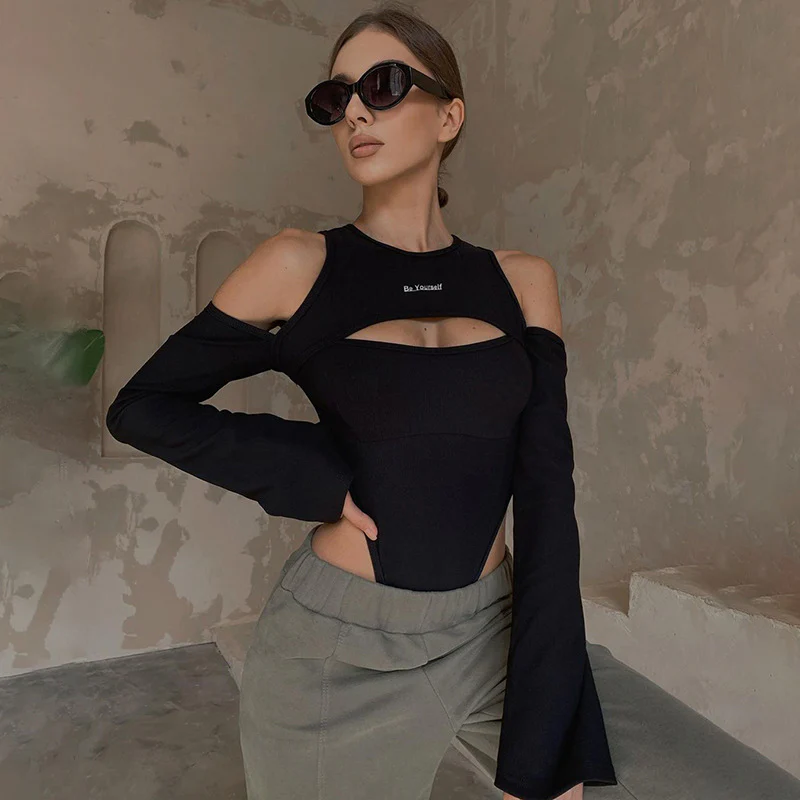 Damen figurbetonter Langarm-Bodysuit mit innovativem Cut-Out-Design WOLFF - Image 3