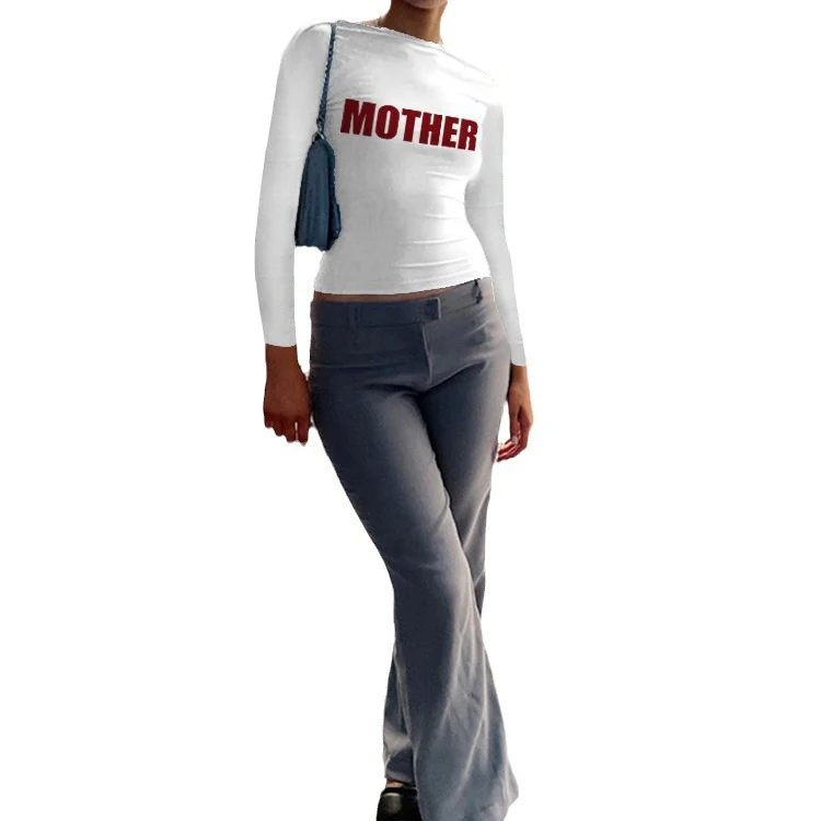 Damen figurbetontes Langarmshirt mit kreativem Schriftzug WOLFF - Image 5