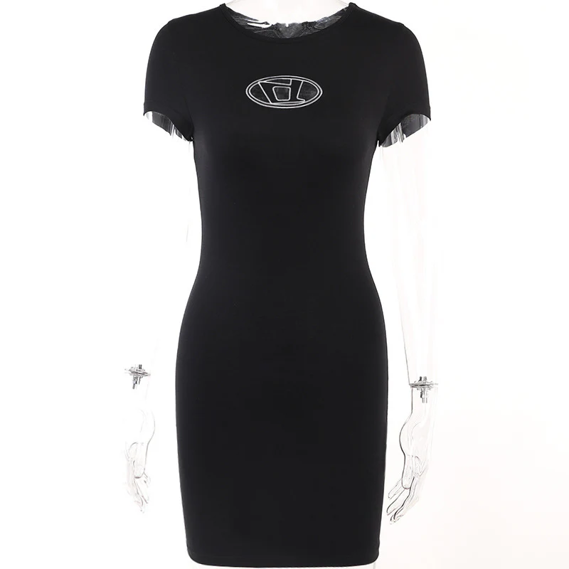 Damen Figurbetontes T-Shirtkleid mit Logostickerei WOLFF - Image 6