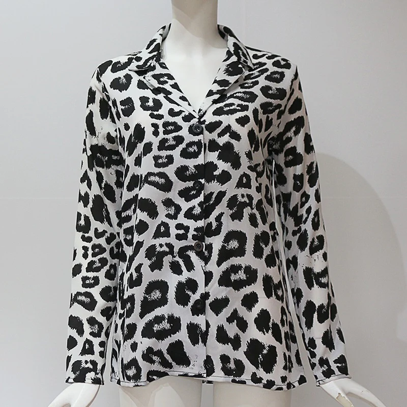 Damen Hemdbluse mit Leopardenmuster und elegantem Schnitt WOLFF - Image 7