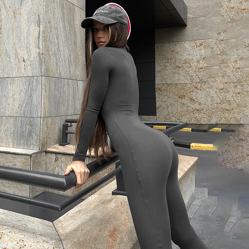 Damen Jumpsuit mit elegantem V-Ausschnitt und weitem Beinschnitt WOLFF - Image 4