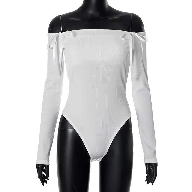 Damen körpernahe Bluse mit schulterfreiem Design und feinen Bindebändern WOLFF - Image 6