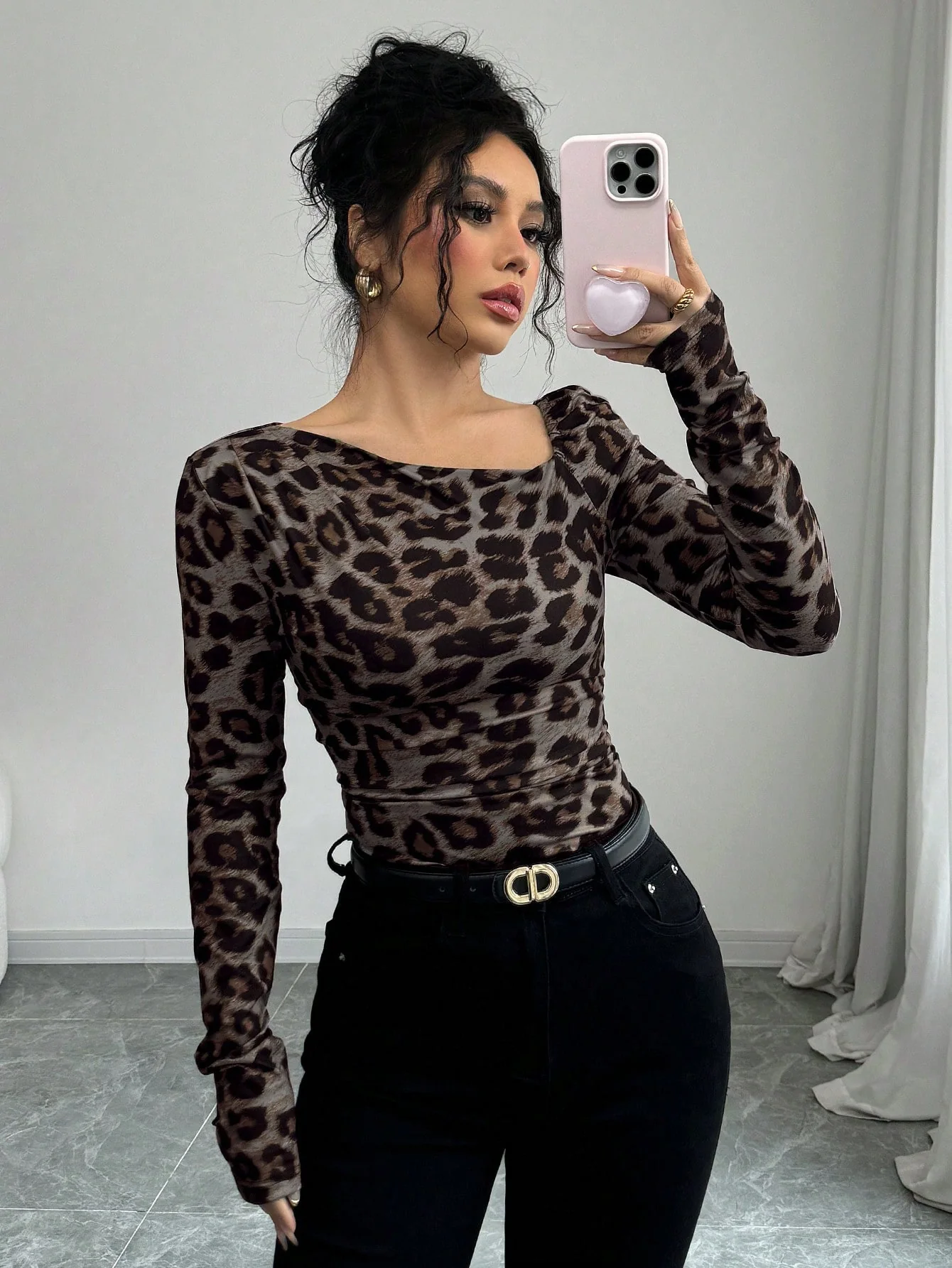 Damen Langarmshirt mit modernem Leo-Print WOLFF - Image 6