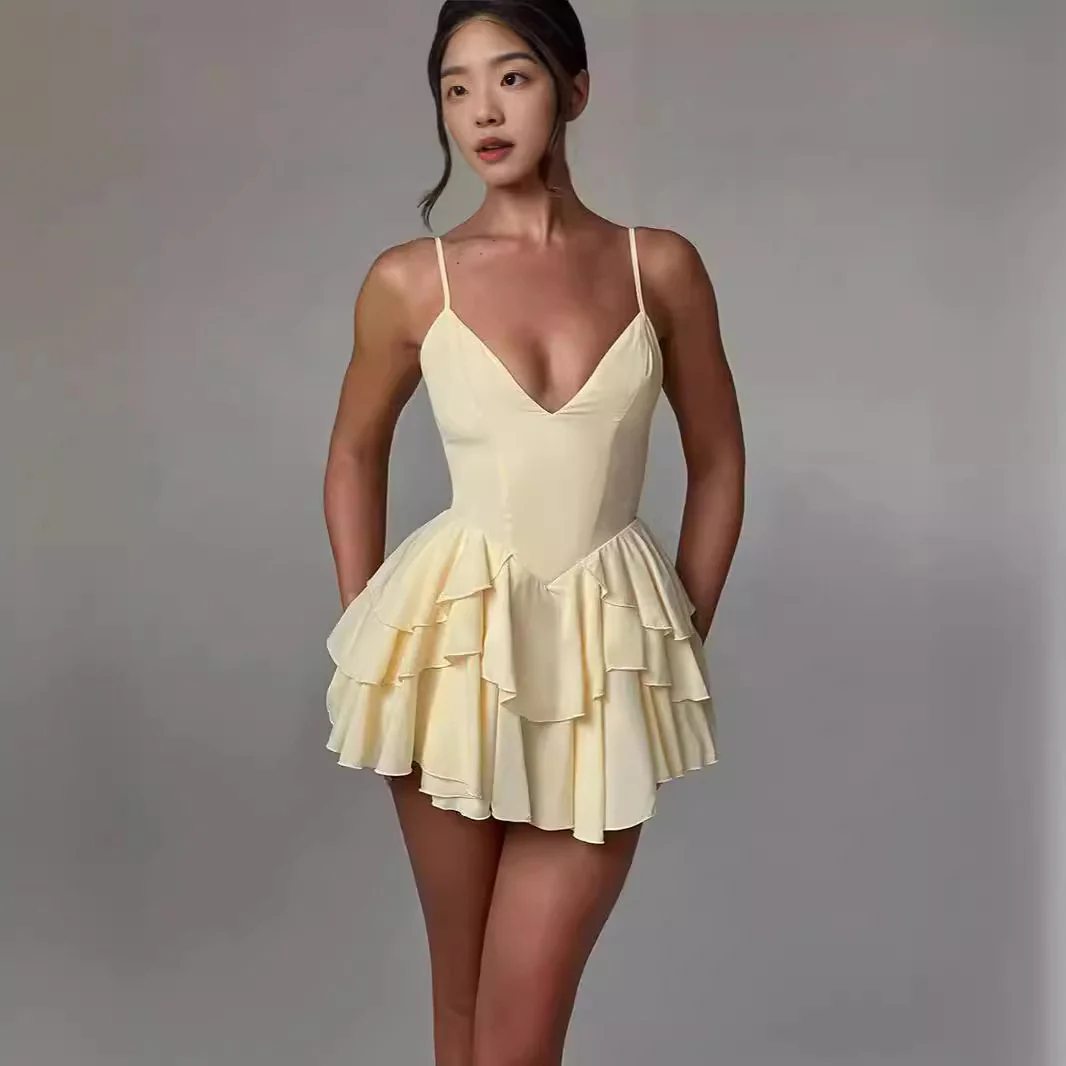 Damen luftiges Sommerkleid mit Rüschendetails und tiefem V-Ausschnitt WOLFF - Image 3