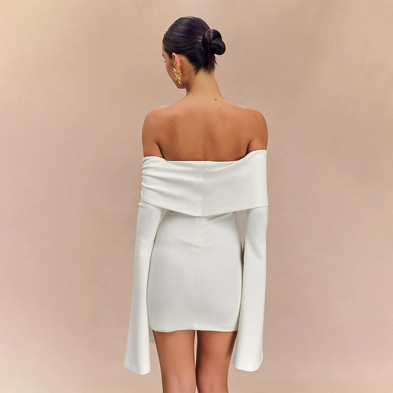 Damen Minikleid mit schulterfreiem Design und eleganten Volantärmeln WOLFF - Image 4