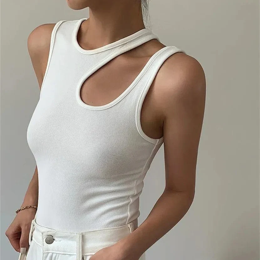 Damen Oberteil mit asymmetrischem Schnitt und innovativem Design WOLFF - Image 6
