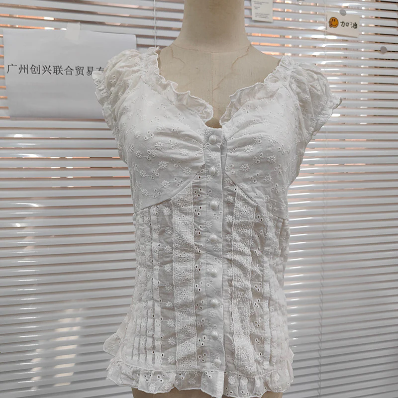 Damen Oberteil mit Rüschendetails und eleganter Knopfverzierung WOLFF - Image 7