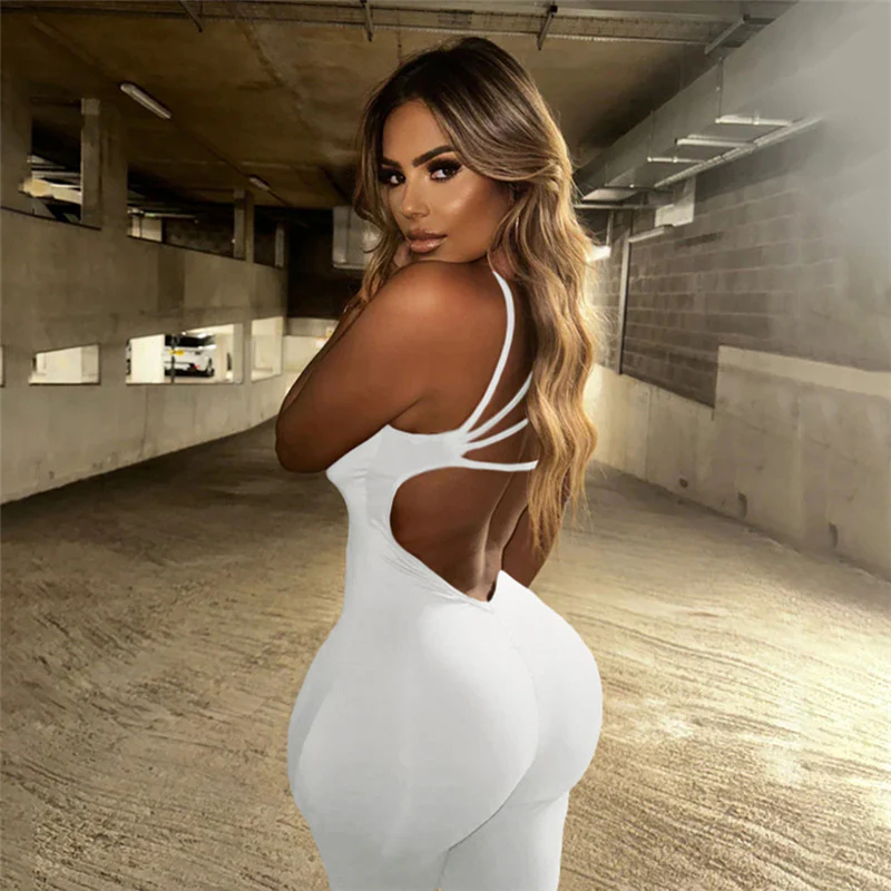 Damen sportlicher Jumpsuit mit innovativem Cut-Out-Design und figurformendem Schnitt WOLFF - Image 2