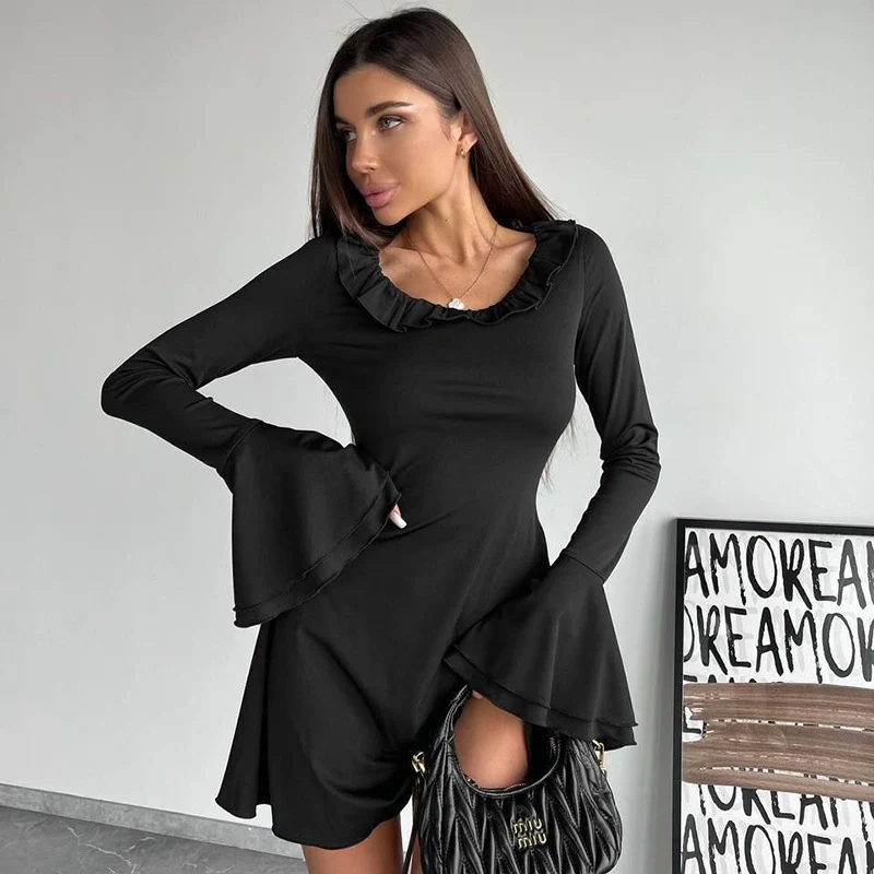 Femme Off-Shoulder Minikleid mit Rüschendetails WOLFF - Image 6